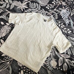 White/ cream Short Sleeve Tee